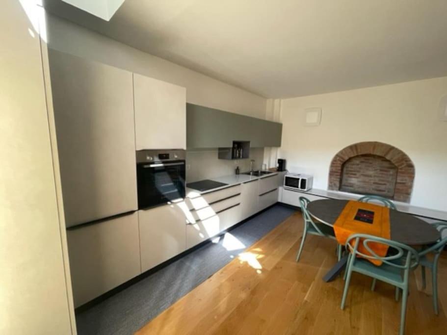 Ai Piedi Della Mole Appartement Turijn Buitenkant foto